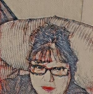 Meet your Posher, Esther